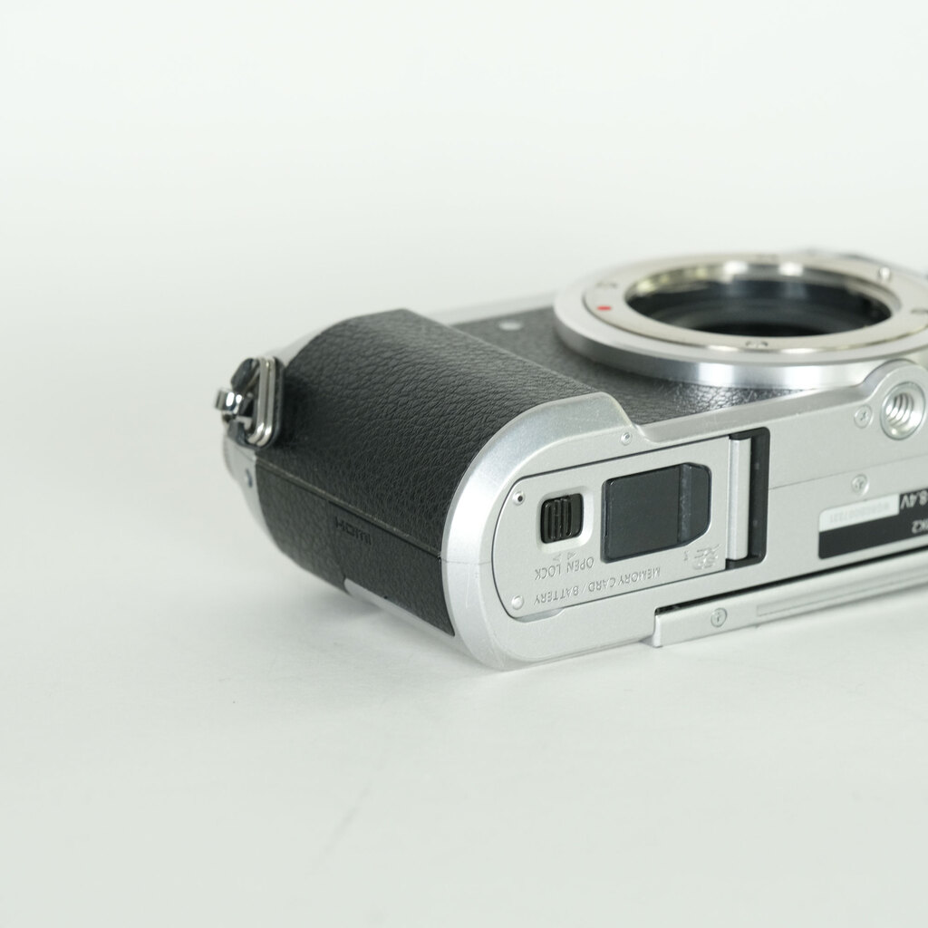 Panasonic LUMIX DMC-GX7MK2 ボディ シルバー Panasonic LUMIX DMC-GX7MK2 ボディ シルバー