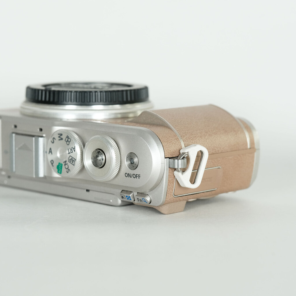 OLYMPUS PEN E-PL9の出品 | ONE SCENE（ワンシーン）
