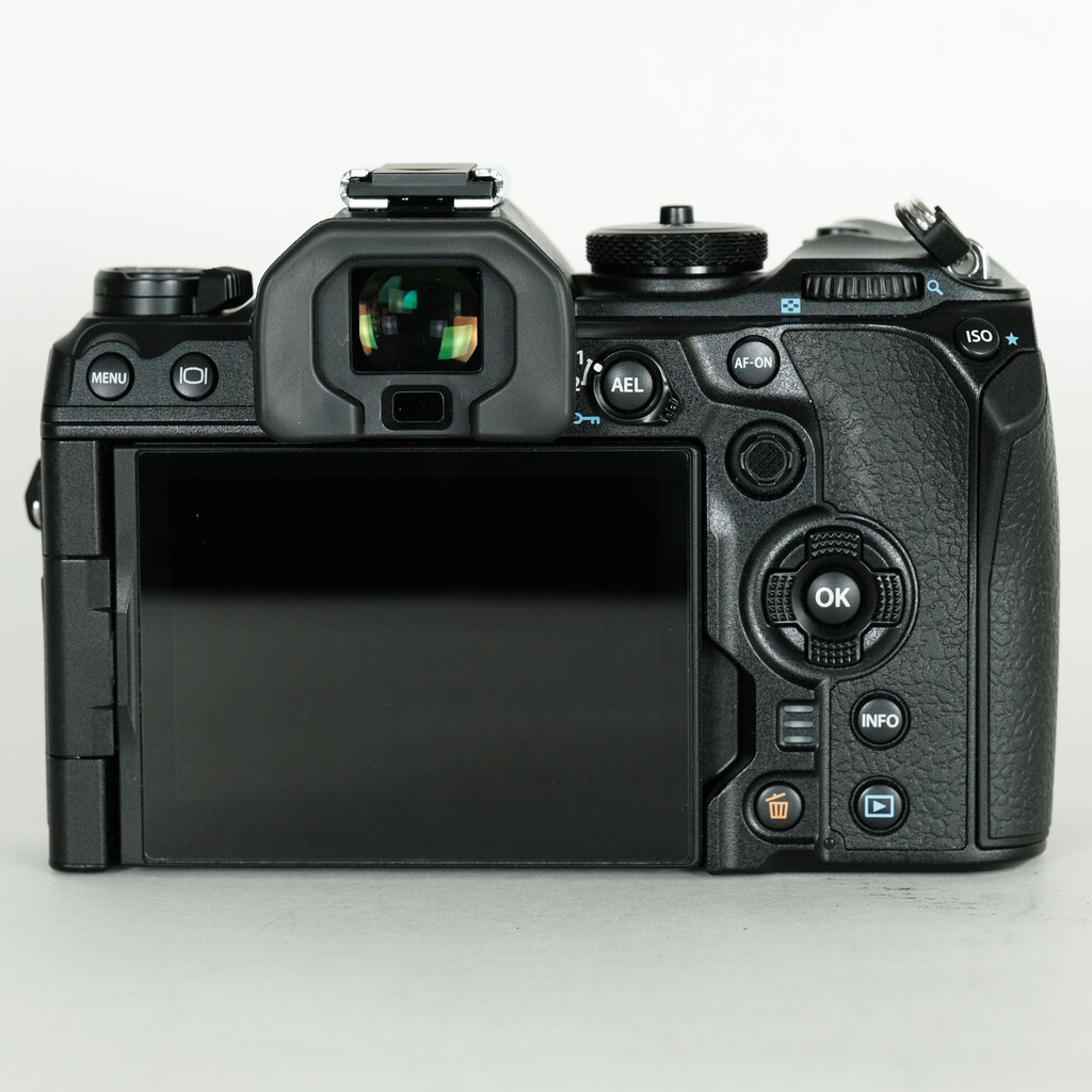 OM SYSTEM OM-1 Mark II OM SYSTEM OM-1 Mark II