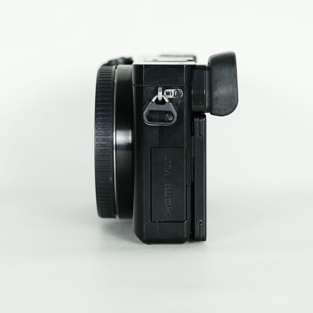 SONY α6000(ILCE-6000) SONY α6000(ILCE-6000)