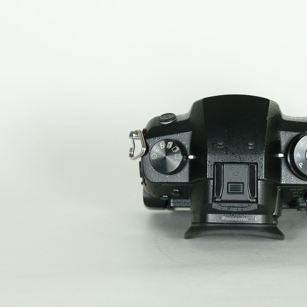 Panasonic LUMIX DC-GH5 Panasonic LUMIX DC-GH5