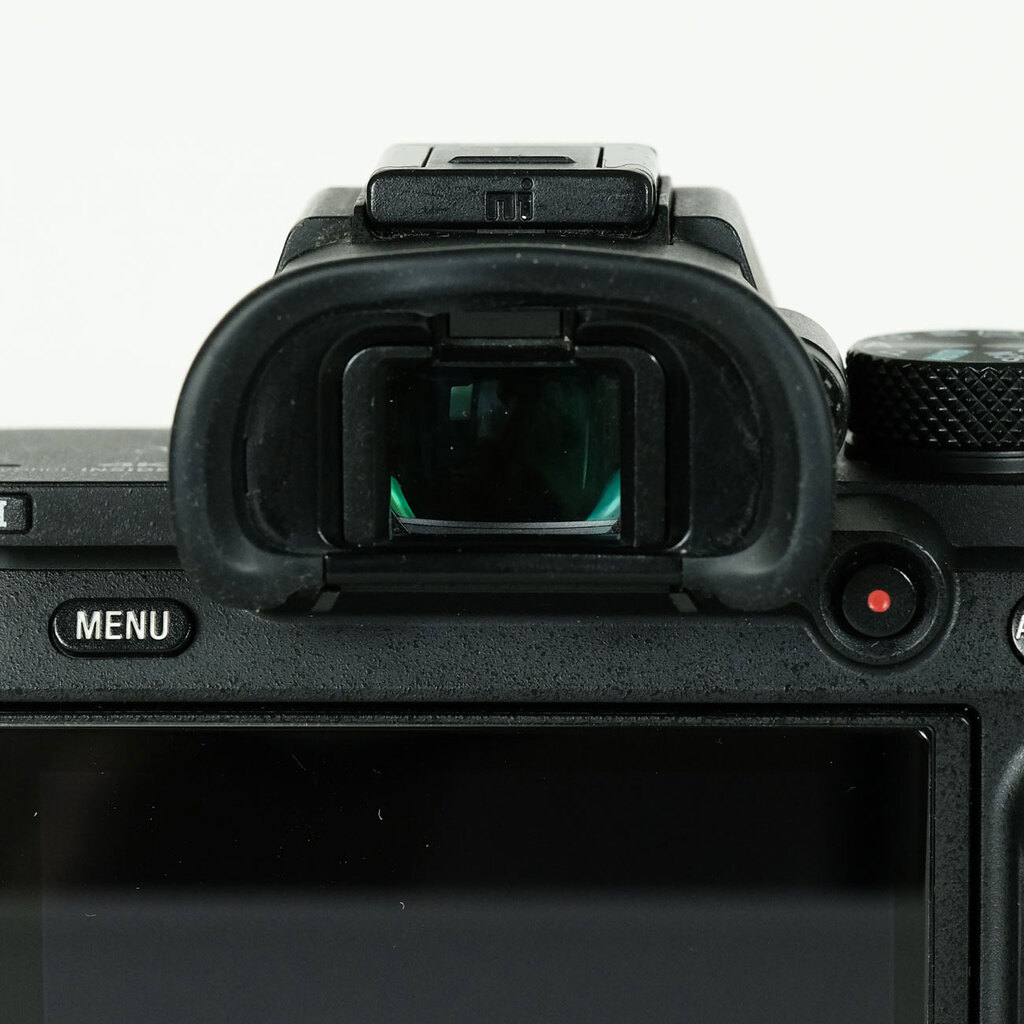 SONY α7 III(ILCE-7M3) SONY α7 III(ILCE-7M3)