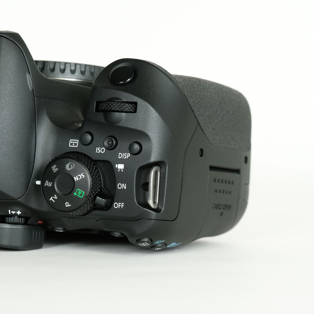 Canon EOS Kiss X10iの出品 | ONE SCENE（ワンシーン）