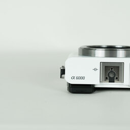SONY α6000（ILCE-6000）