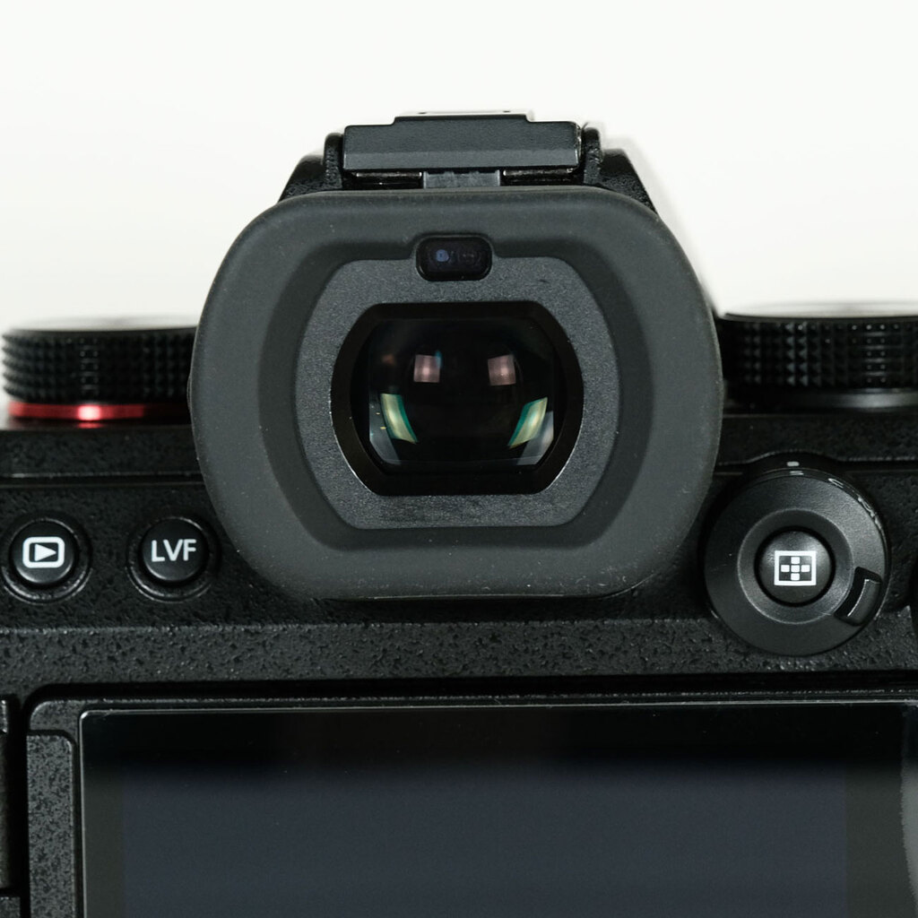 Panasonic LUMIX S5II DC-S5M2 Panasonic LUMIX S5II DC-S5M2