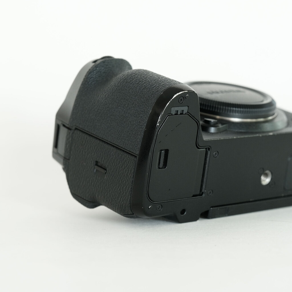 FUJIFILM X-H2Sの出品 | ONE SCENE（ワンシーン）