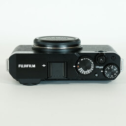 FUJIFILM X-E4 FUJIFILM X-E4