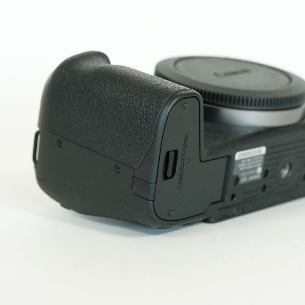Canon EOS RP Canon EOS RP