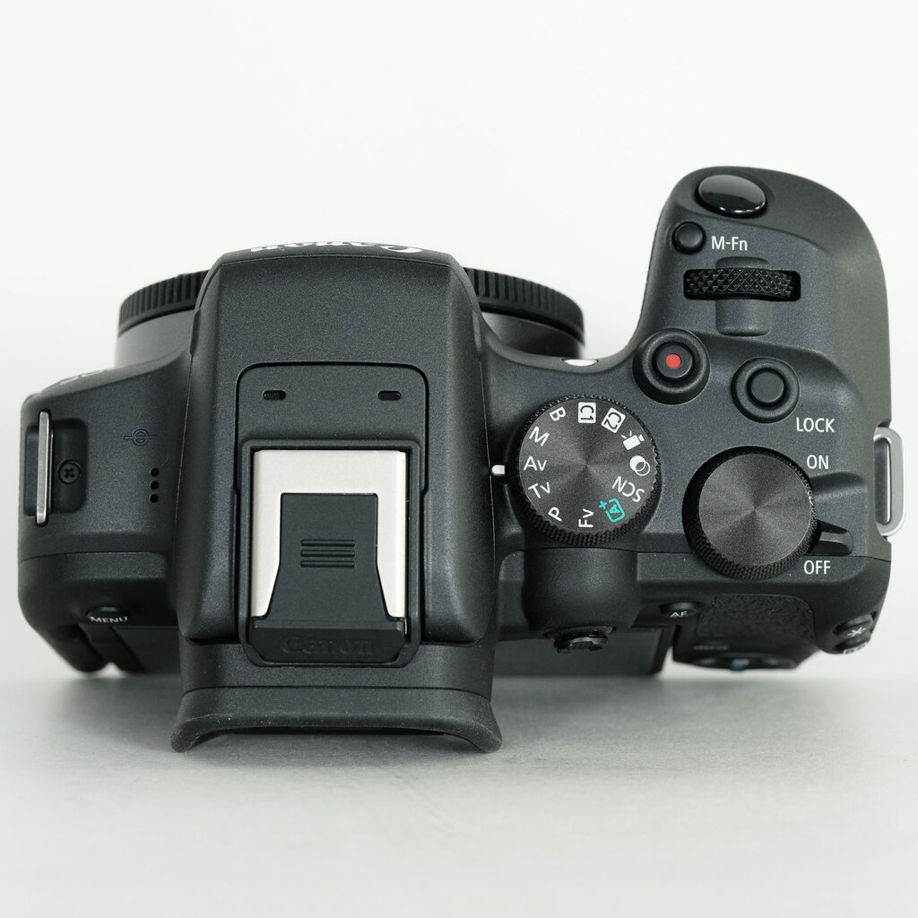 Canon EOS R10 Canon EOS R10