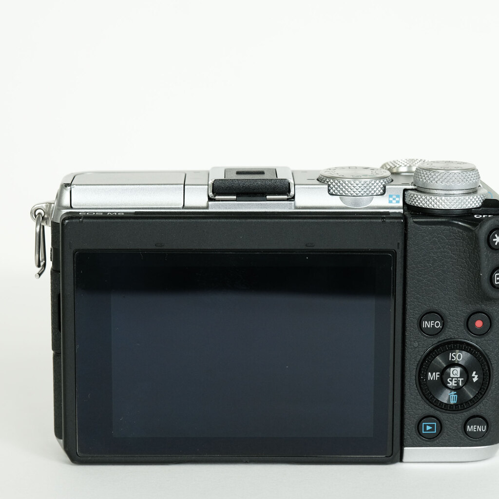 Canon EOS M6 Canon EOS M6