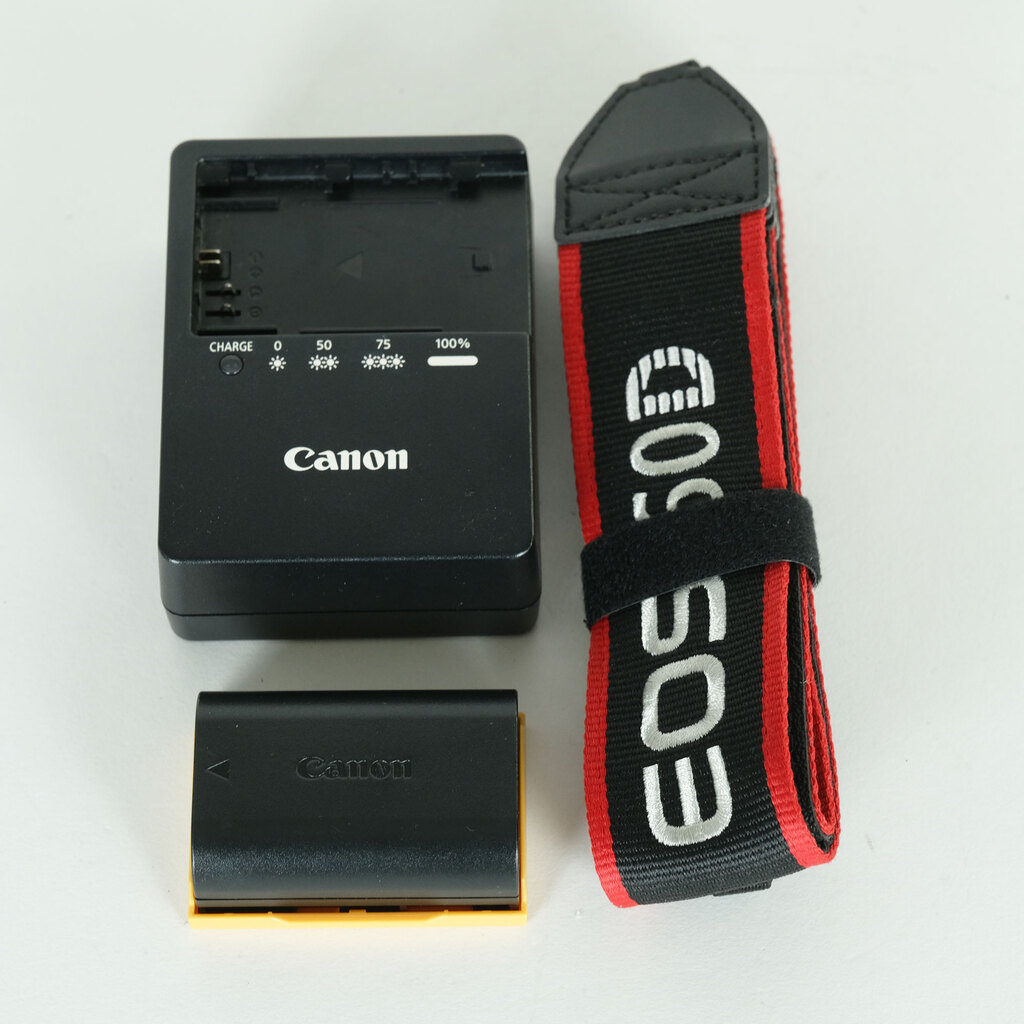 Canon EOS 60D ボディ