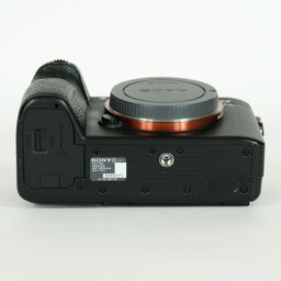 SONY α7 III(ILCE-7M3) SONY α7 III(ILCE-7M3)
