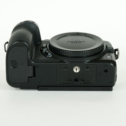 Nikon Z5 Nikon Z5