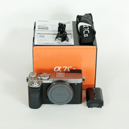 SONY α7C II(ILCE-7CM2) SONY α7C II(ILCE-7CM2)