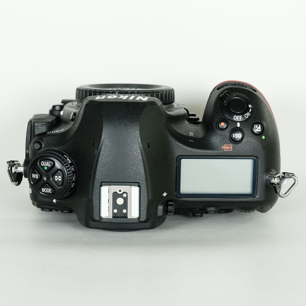 Nikon D850