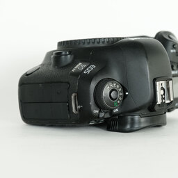 Canon EOS 5D Mark IV Canon EOS 5D Mark IV