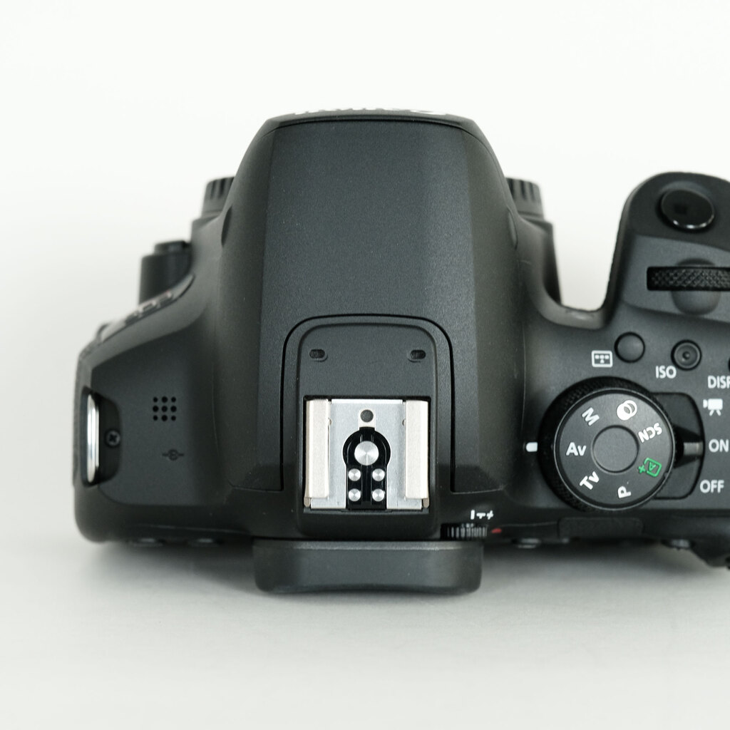 Canon EOS Kiss X10i Canon EOS Kiss X10i