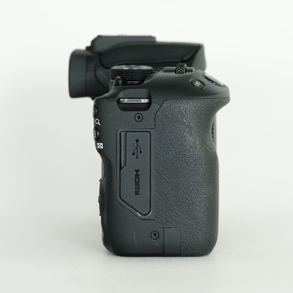 Canon EOS R50 Canon EOS R50