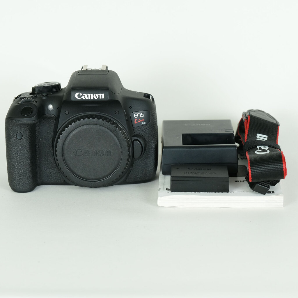 Canon EOS Kiss X8i
