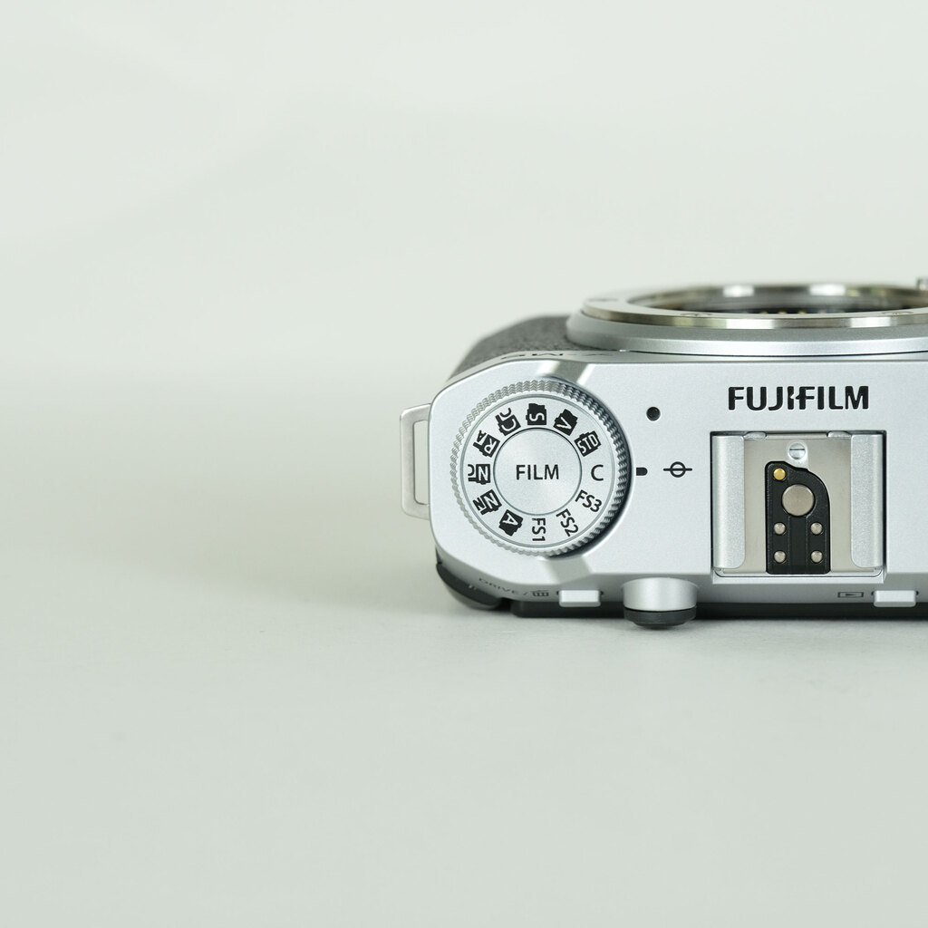 FUJIFILM X-M5 FUJIFILM X-M5