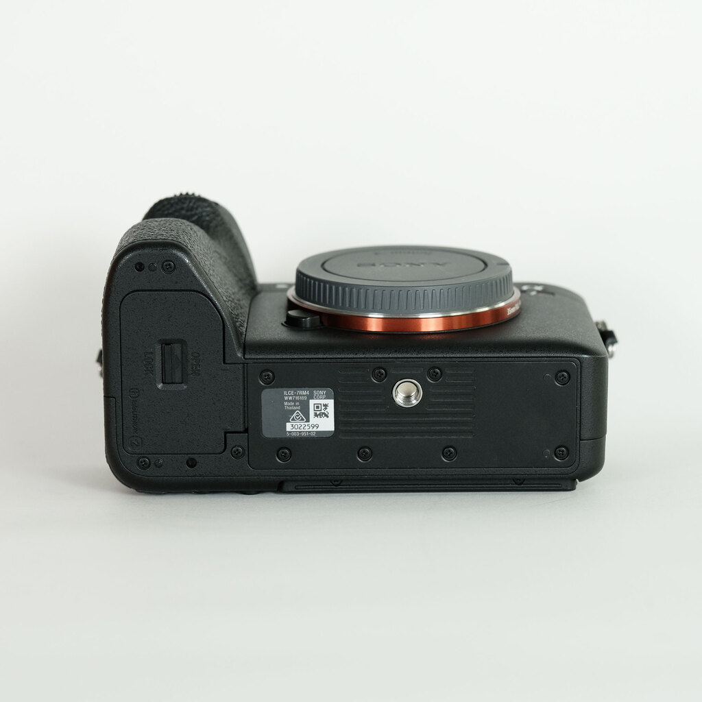 SONY α7R IV(ILCE-7RM4) SONY α7R IV(ILCE-7RM4)