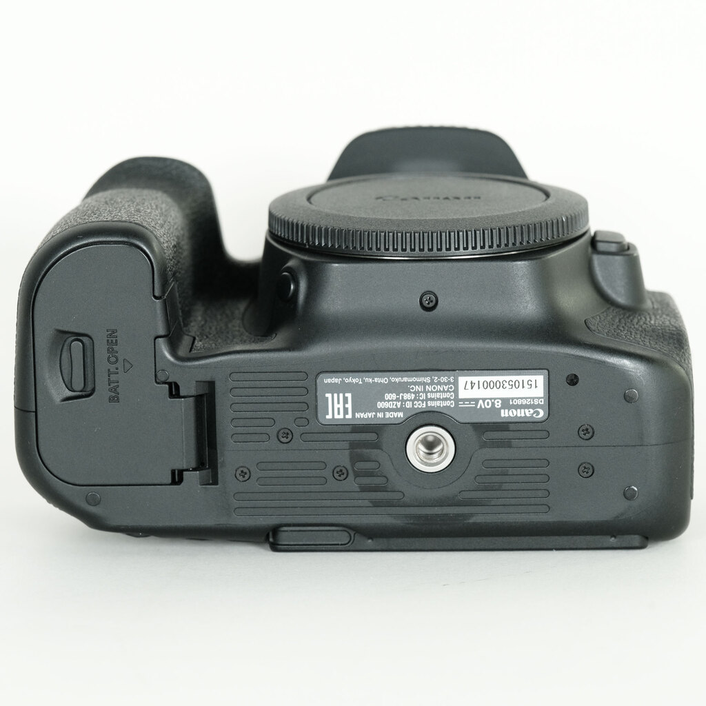 Canon EOS 90D Canon EOS 90D