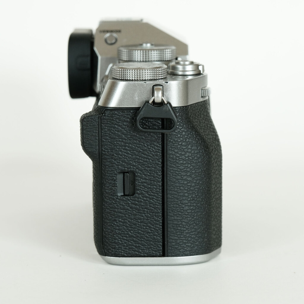 FUJIFILM XT-5 本体 FUJIFILM X-T5の出品 | ONE SCENE（ワンシーン）