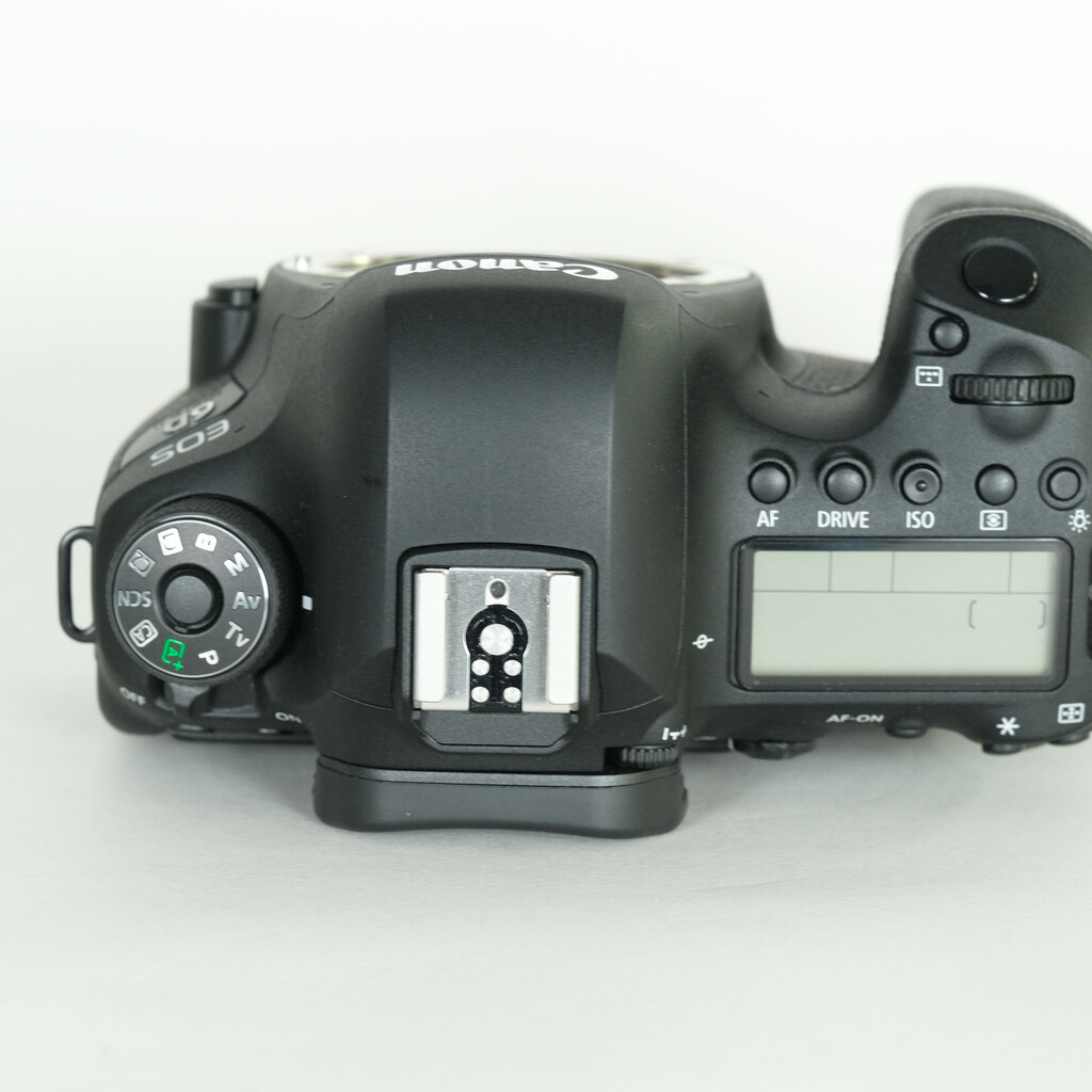 Canon EOS 6D Mark II Canon EOS 6D Mark II