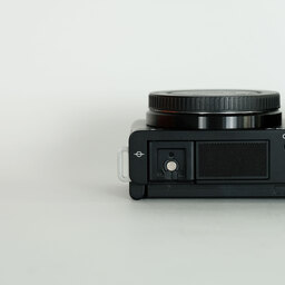 SONY VLOGCAM ZV-E10 SONY VLOGCAM ZV-E10