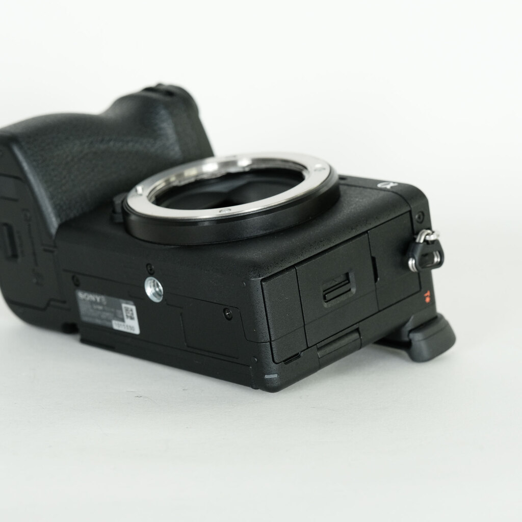 SONY α6700（ILCE-6700）