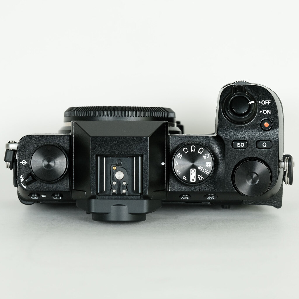 FUJIFILM X-S10 FUJIFILM X-S10