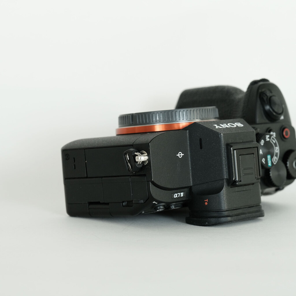 SONY α7 IV(ILCE-7M4) SONY α7 IV(ILCE-7M4)