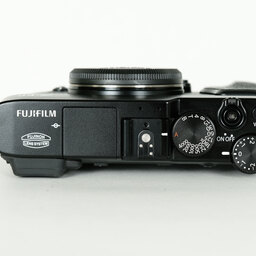FUJIFILM X-E2 FUJIFILM X-E2