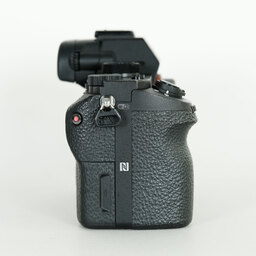 SONY α7 II(ILCE-7M2) SONY α7 II(ILCE-7M2)
