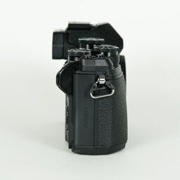 OLYMPUS OM-D E-M10 Mark III OLYMPUS OM-D E-M10 Mark III