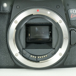Canon EOS Kiss X8i