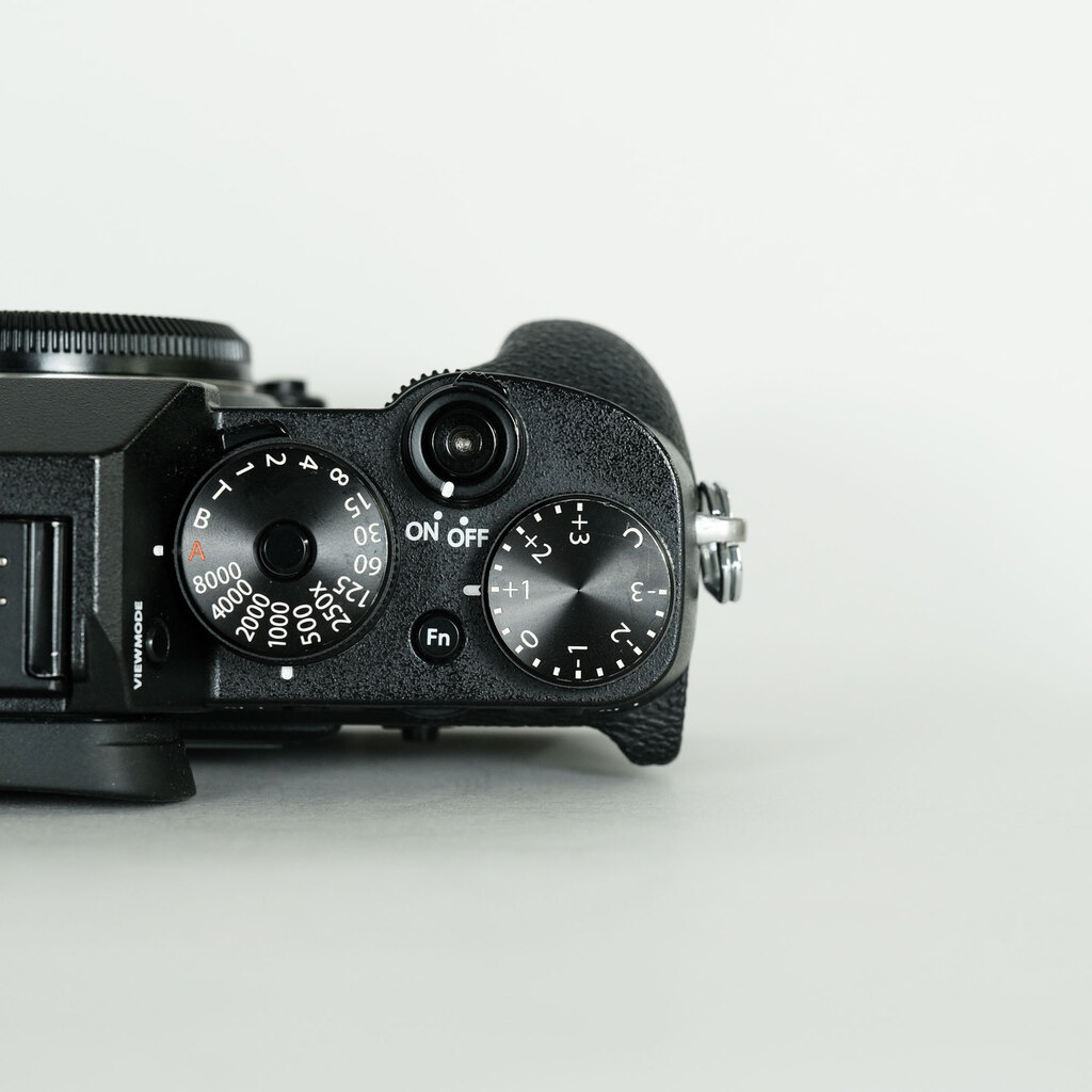 FUJIFILM X-T2 ボディ/ブラック【ジャンク品】 フジフイルム(FUJIFILM) X-T2 ボディ ブラックの買取価格