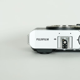 FUJIFILM X-E4 FUJIFILM X-E4