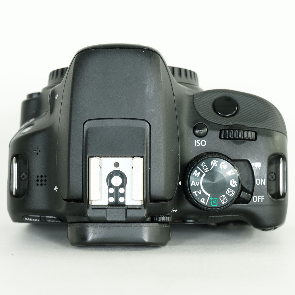 Canon EOS Kiss X7 Canon EOS Kiss X7