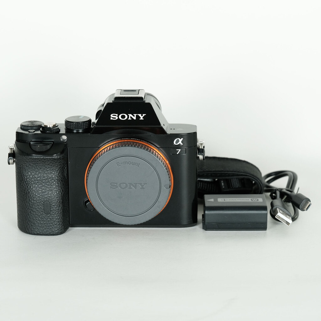 SONY α7(ILCE-7) SONY α7(ILCE-7)