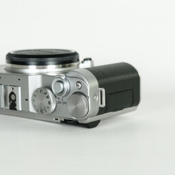 FUJIFILM X-A3 ボディ  シルバー FUJIFILM X-A3 ボディ  シルバー