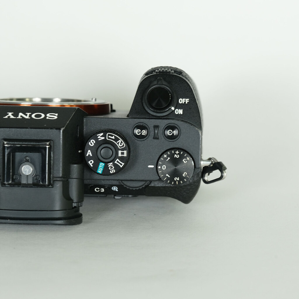 SONY α7R II(ILCE-7RM2) SONY α7R II(ILCE-7RM2)