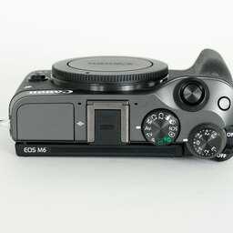 Canon EOS M6 Canon EOS M6