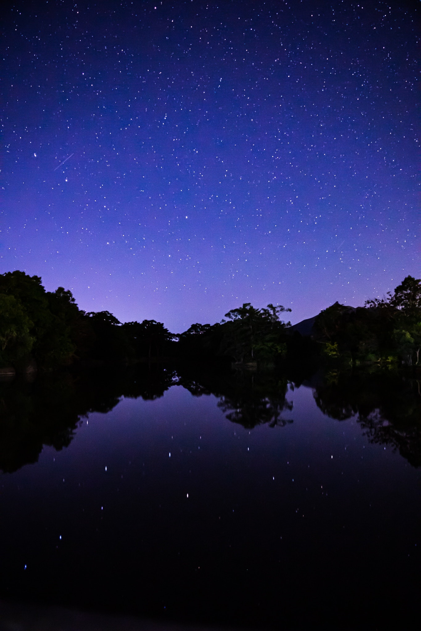 機材:SONY α7 II / FE 24-70mm F2.8 GM、設定:24mm / ISO6400 / F2.8 / SS 13秒 機材:SONY α7 II / FE 24-70mm F2.8 GM、設定:24mm / ISO6400 / F2.8 / SS 13秒