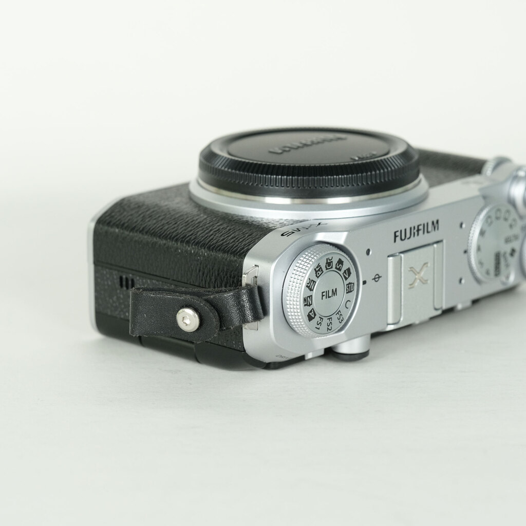 FUJIFILM X-M5 FUJIFILM X-M5