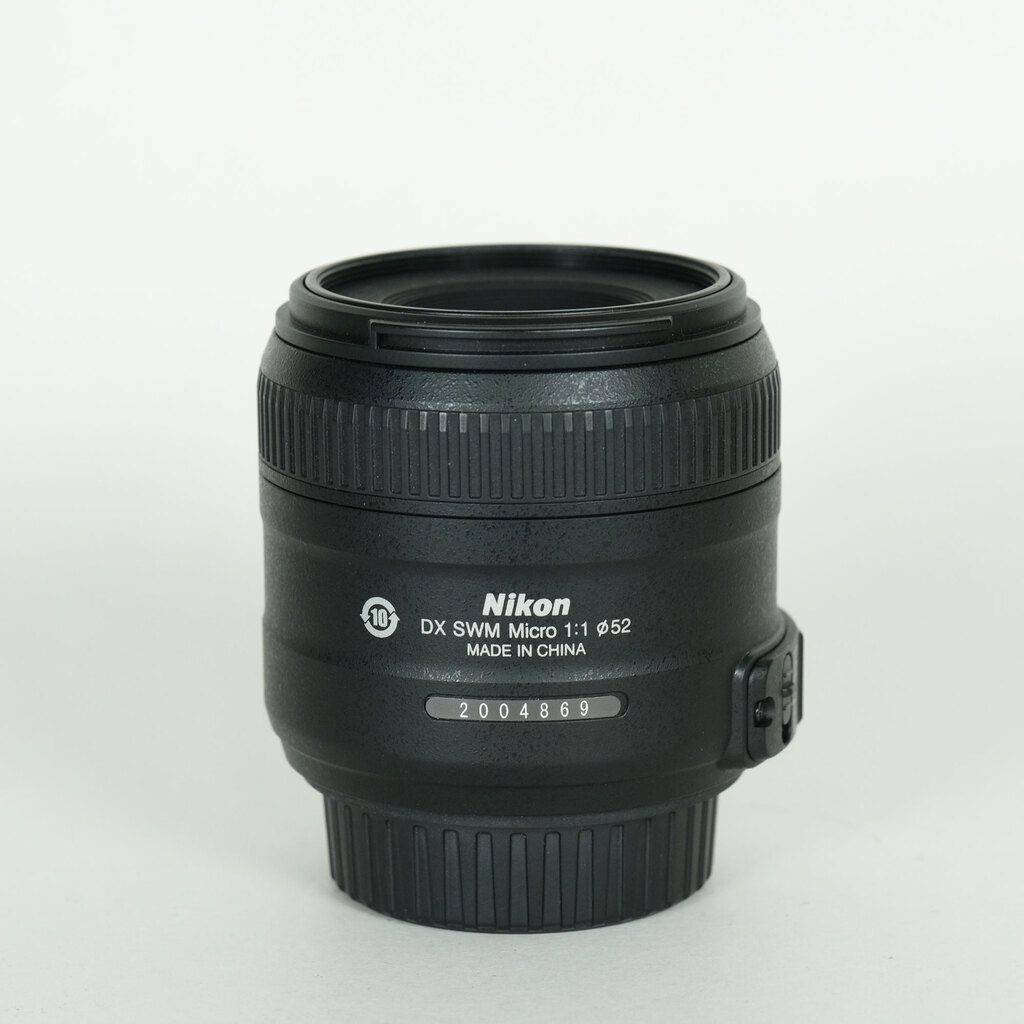 Nikon AF-S DX Micro NIKKOR 40mm f/2.8G