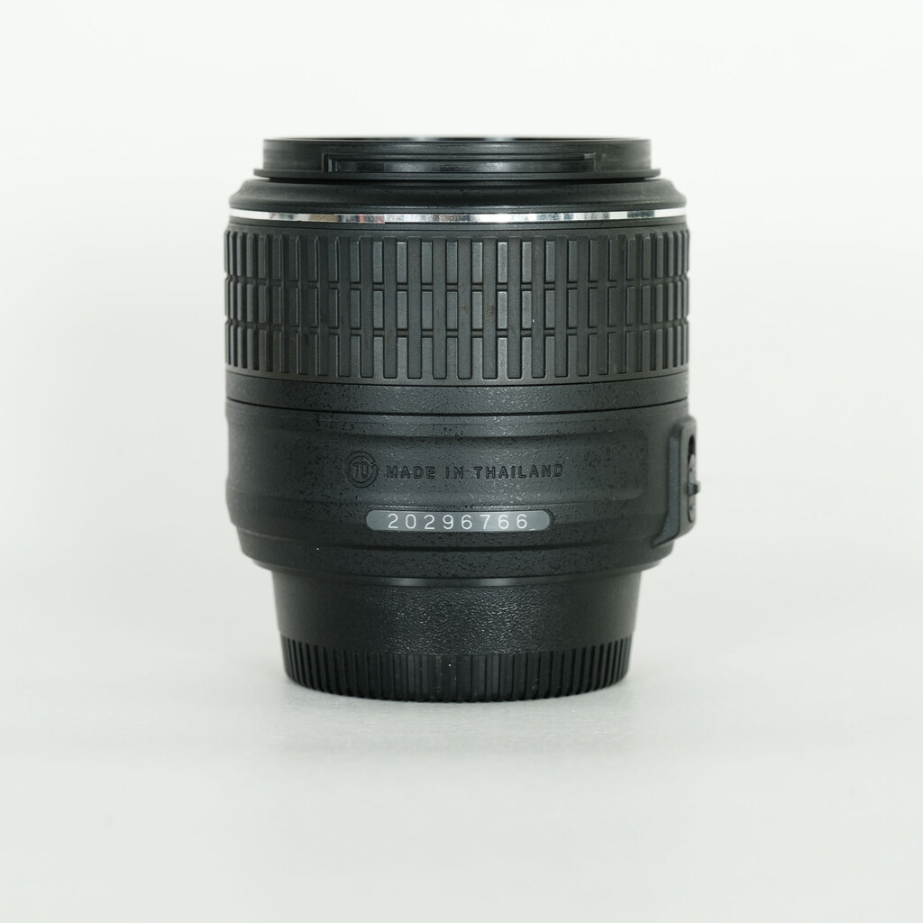 Nikon AF-S DX NIKKOR 18-55mm f3.5-5.6G VR II