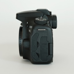 Canon EOS 90D