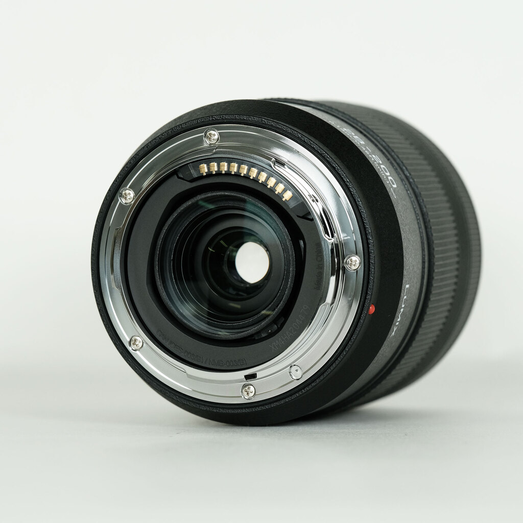 Panasonic LUMIX S 28-200mm F4-7.1 MACRO O.I.S.