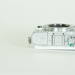 OLYMPUS PEN E-P7 OLYMPUS PEN E-P7